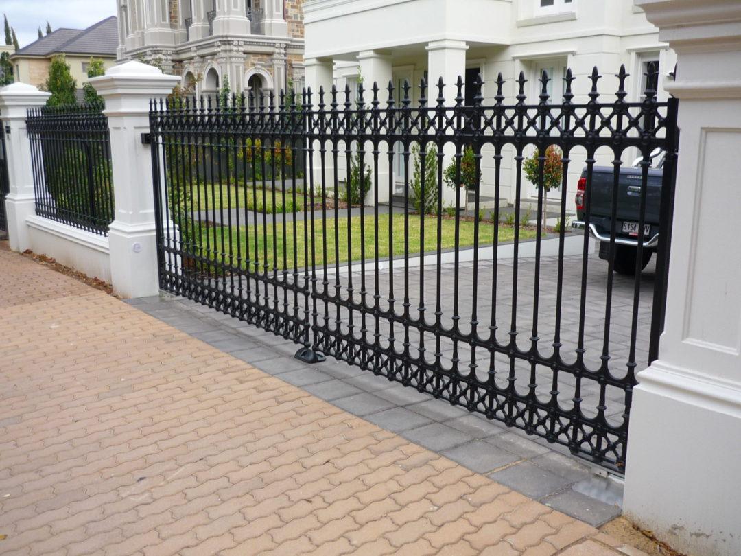Automated electric, inward opening driveway gates GATE AUTOMATION ADELAIDE